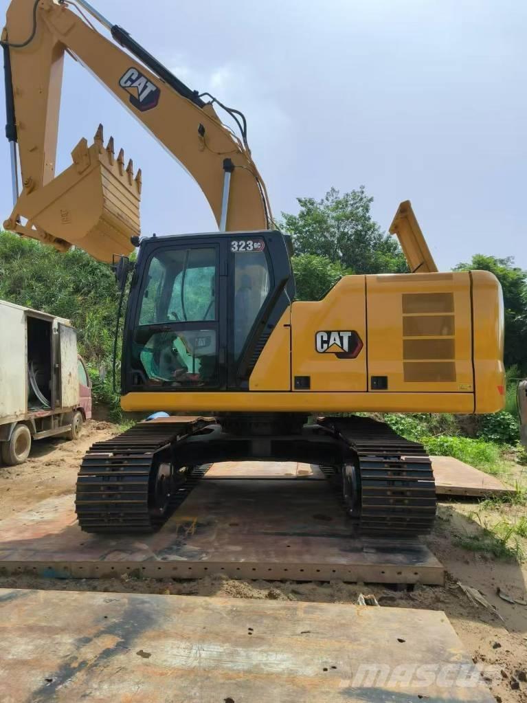 CAT 323 GC Paletli ekskavatörler