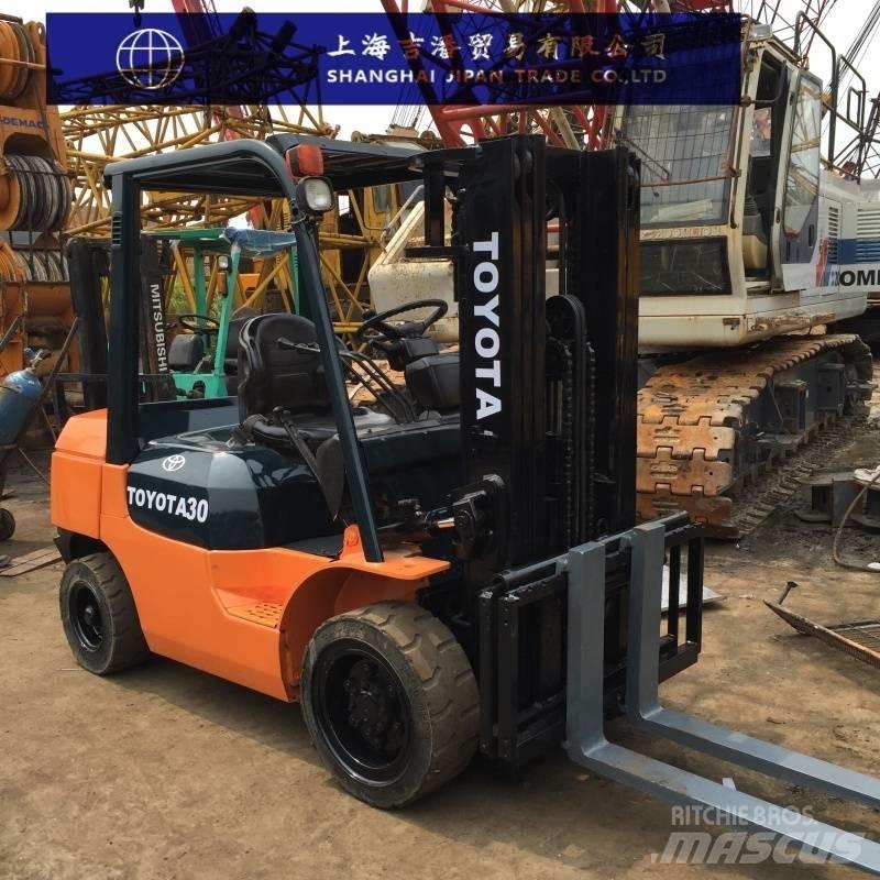 Toyota 7 FD 30 Dizel forkliftler