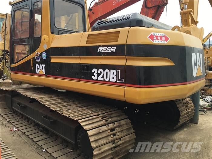 CAT 320 B L Paletli ekskavatörler