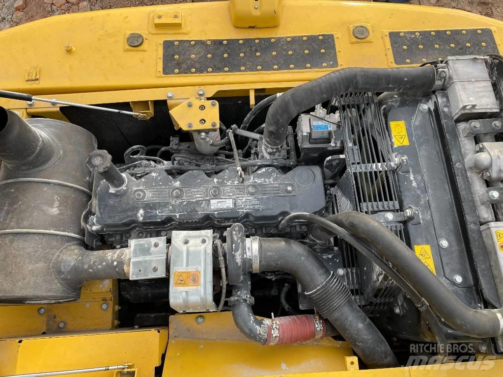 Komatsu 200-8 Paletli ekskavatörler