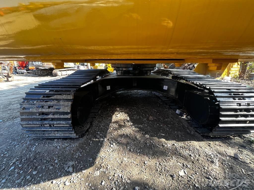 Komatsu PC 220-8 Paletli ekskavatörler