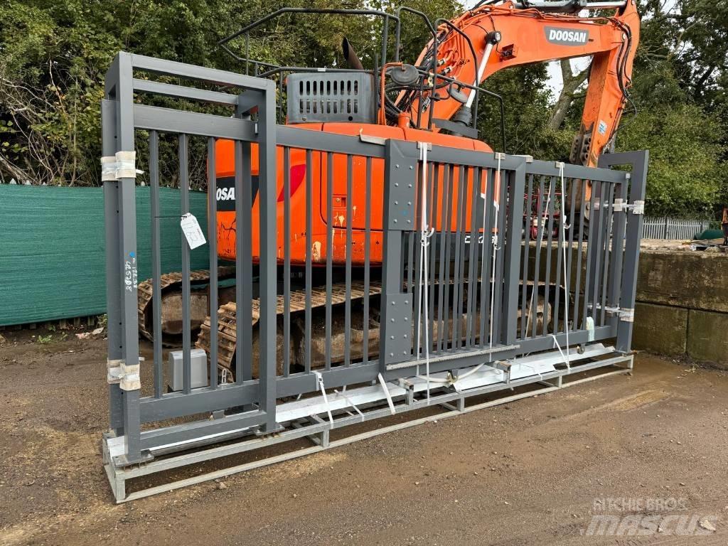 GATES 20FOOT Diger