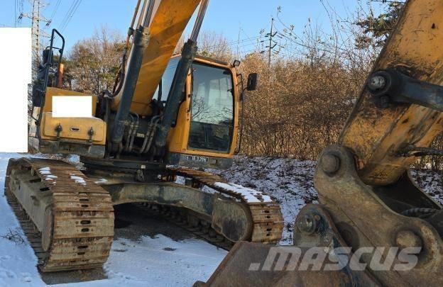 Hyundai Robex 300 LC Paletli ekskavatörler