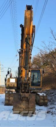 Hyundai Robex 300 LC Paletli ekskavatörler