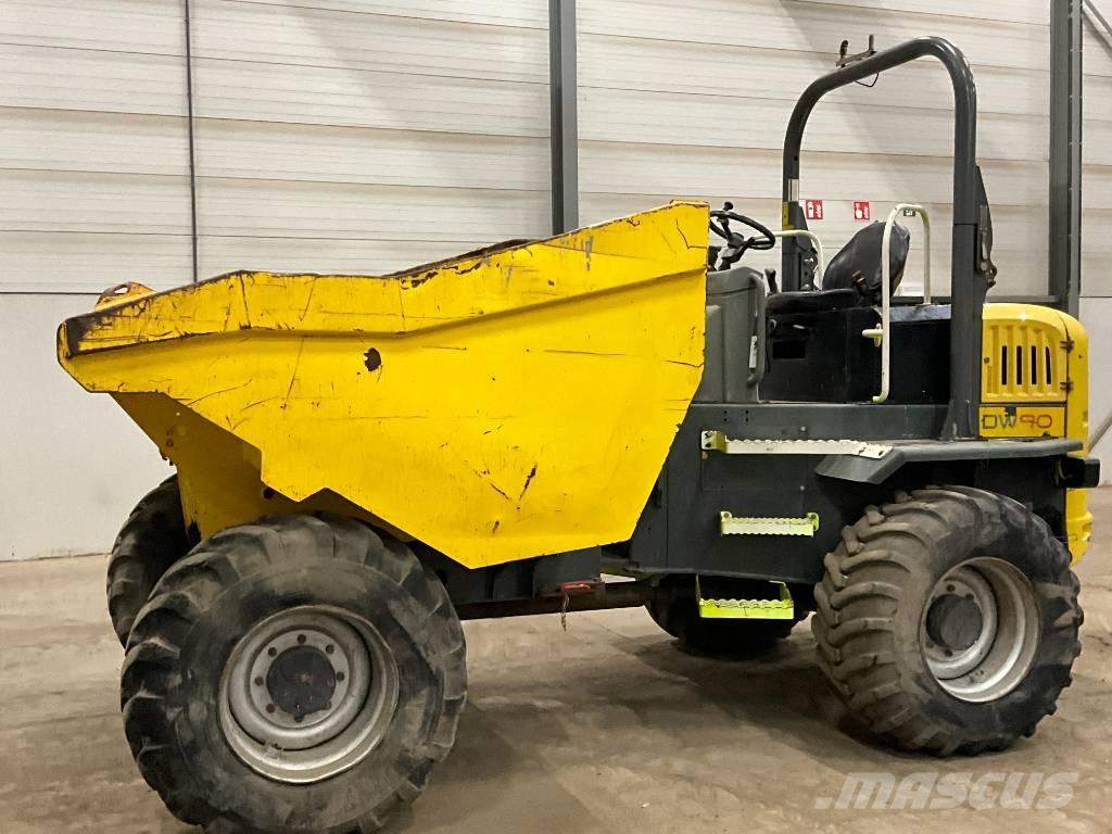 Neuson DW 90 Belden kirma kamyonlar