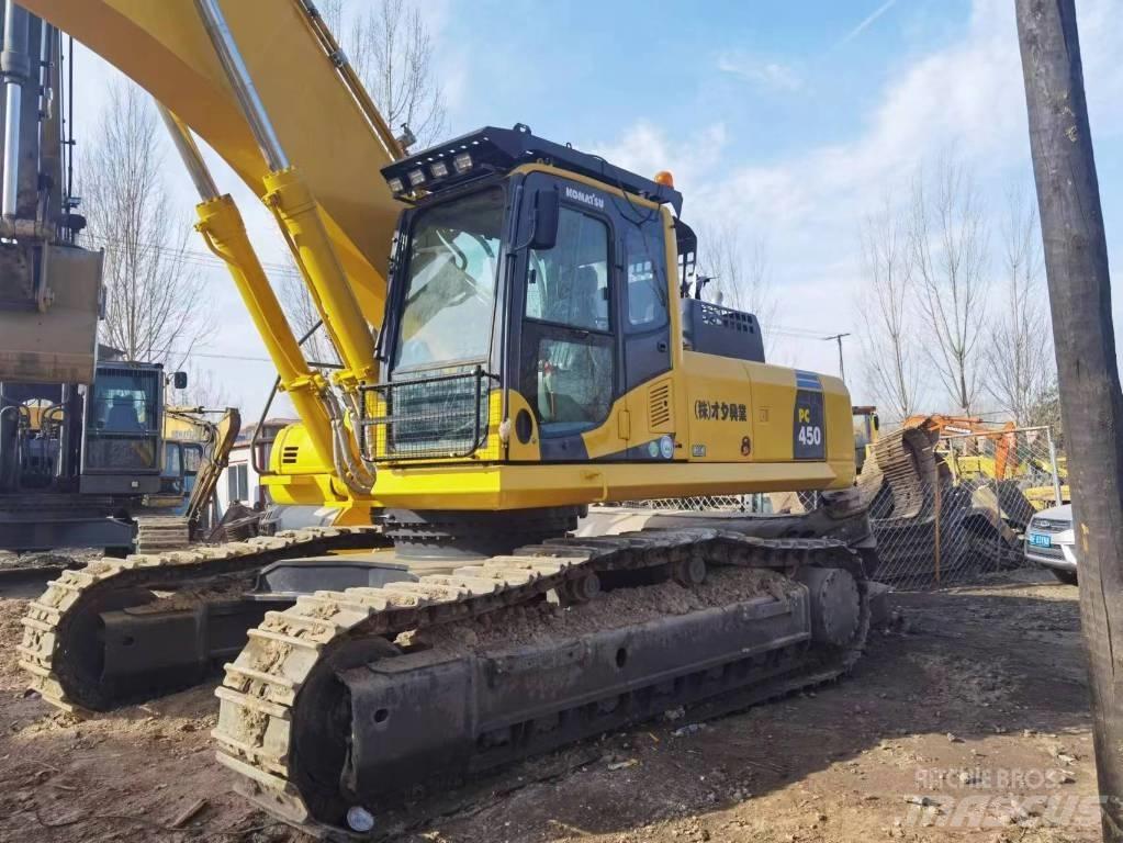 Komatsu PC 450-8 Paletli ekskavatörler