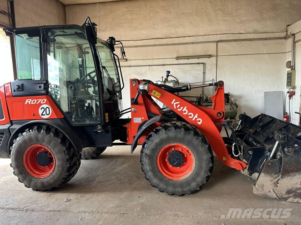 Kubota R 070 WT QC Tekerlekli yükleyiciler