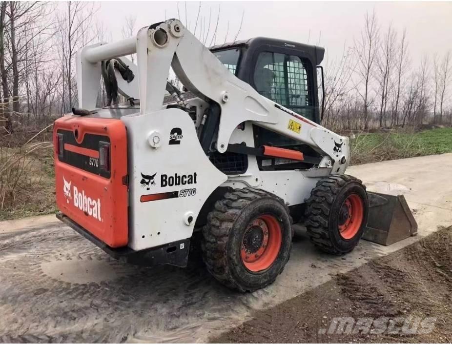 Bobcat S 770 Skid steer loderler