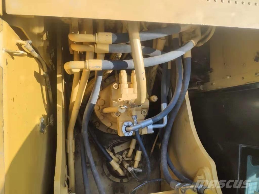 CAT 320 B Paletli ekskavatörler