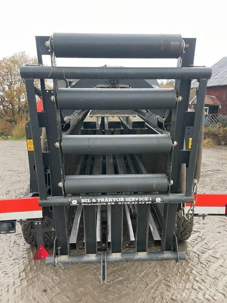 Kuhn LSB 890 Küp balya makinalari