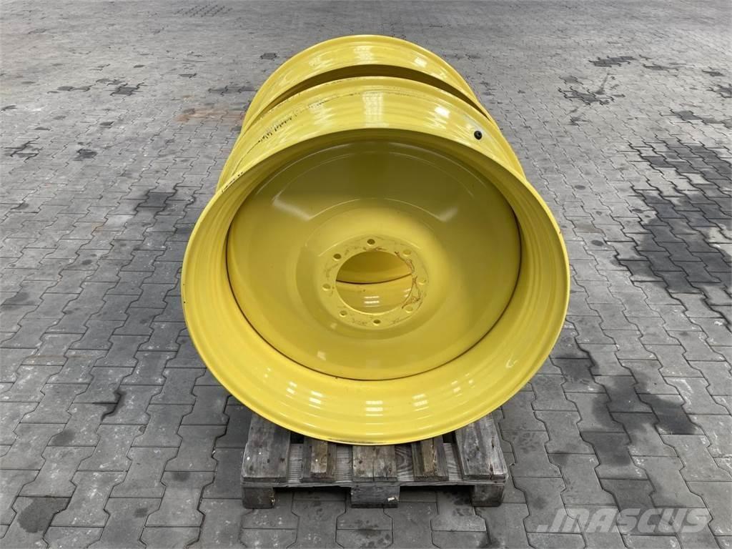 John Deere 15x38 Tekerlekler