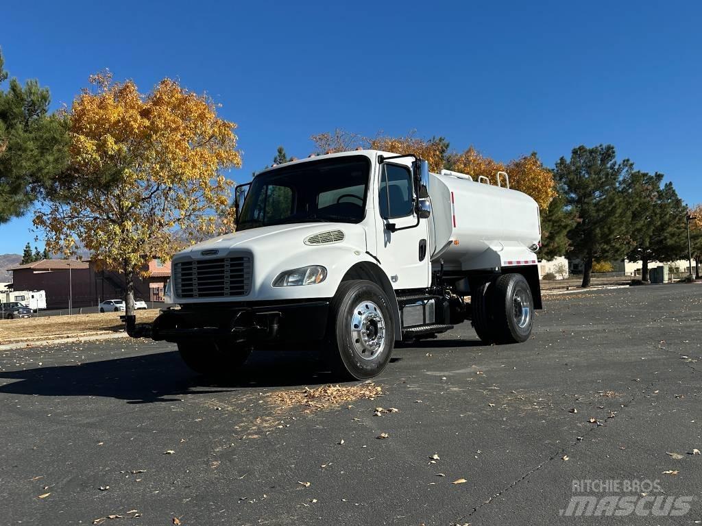 Freightliner M2 Su tankerleri
