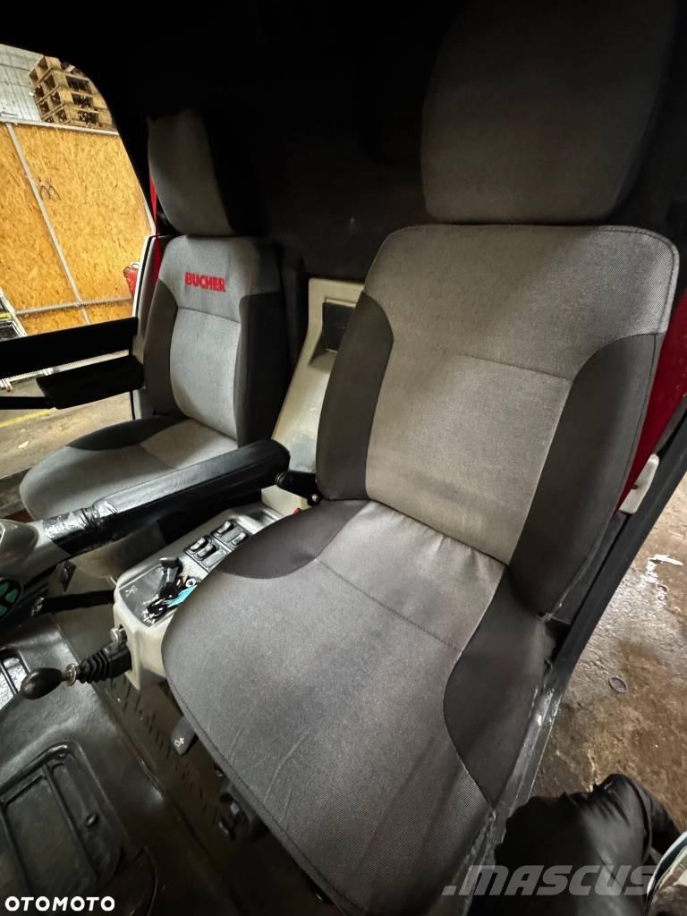 Bucher C 202 Cadde süpürücüler