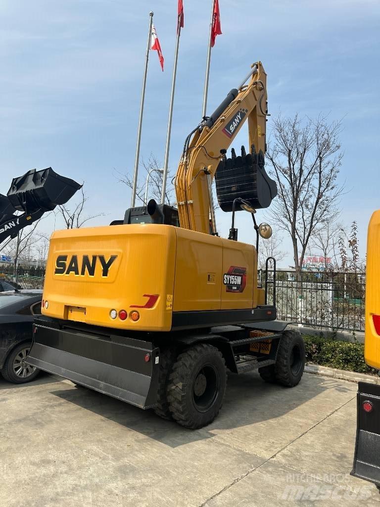 Sany SY155W Lastik tekerli ekskavatörler