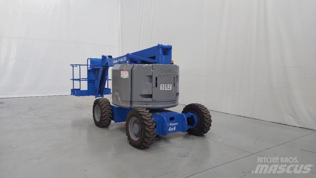 Genie Z 34/22 IC Körüklü personel platformları