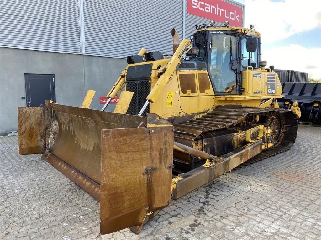 Komatsu D65PXI-18 Paletli dozerler