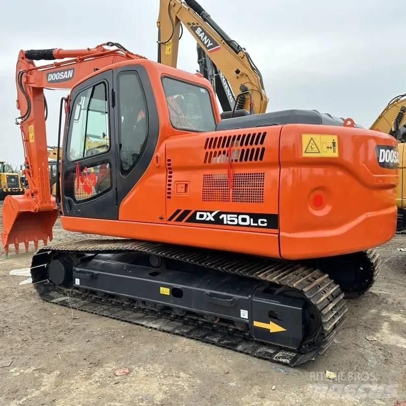 Doosan DX150 Paletli ekskavatörler