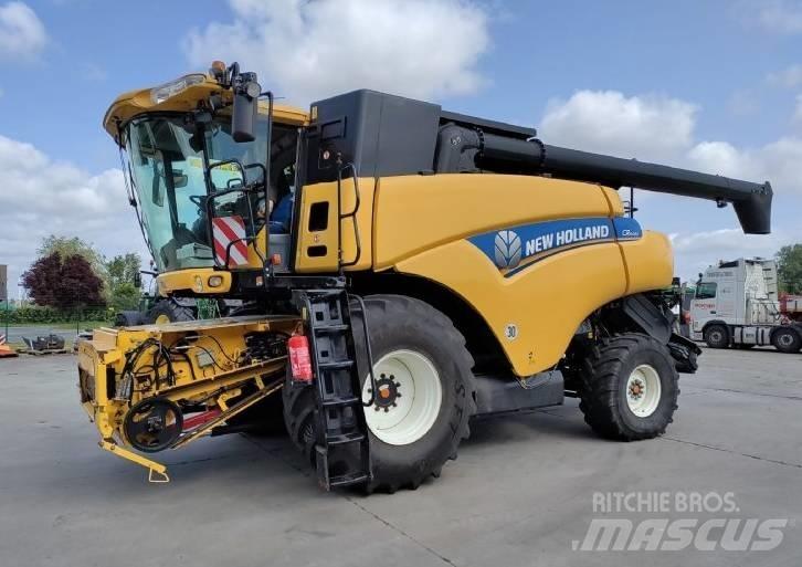 New Holland CR 9080 Biçerdöverler