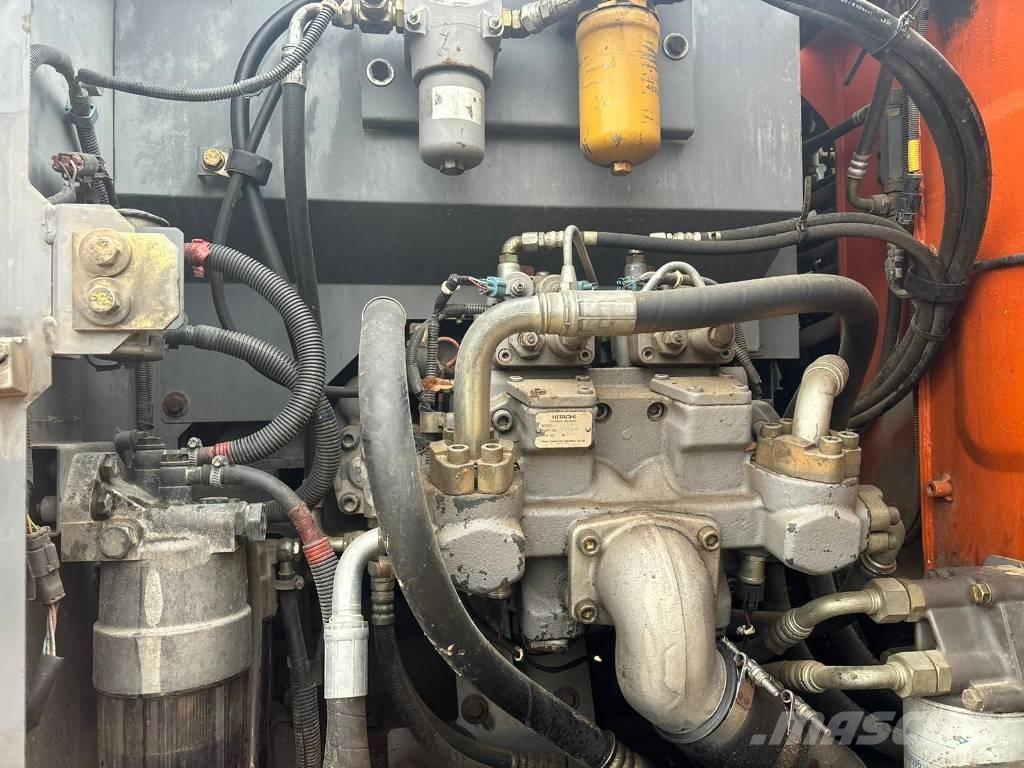 Hitachi ZX140 W-3 Lastik tekerli ekskavatörler