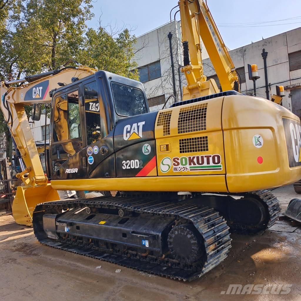 CAT 320 D2 Paletli ekskavatörler