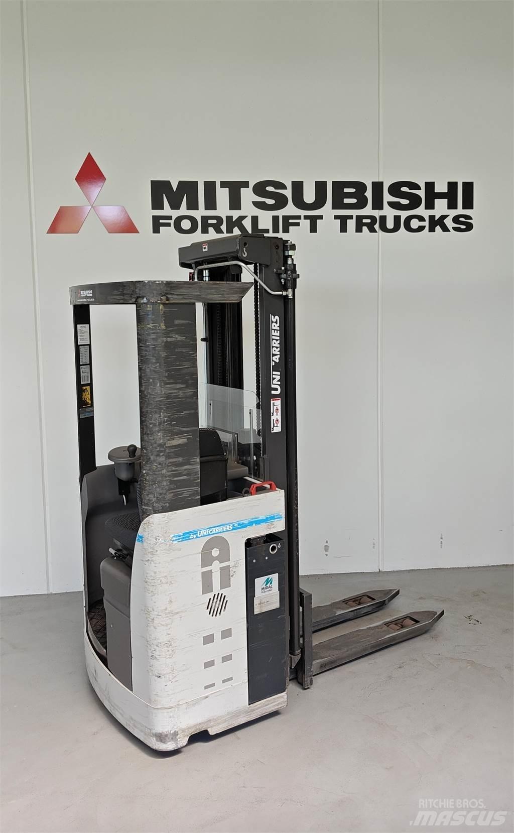 Atlet XJN160 Düsük seviye platformu