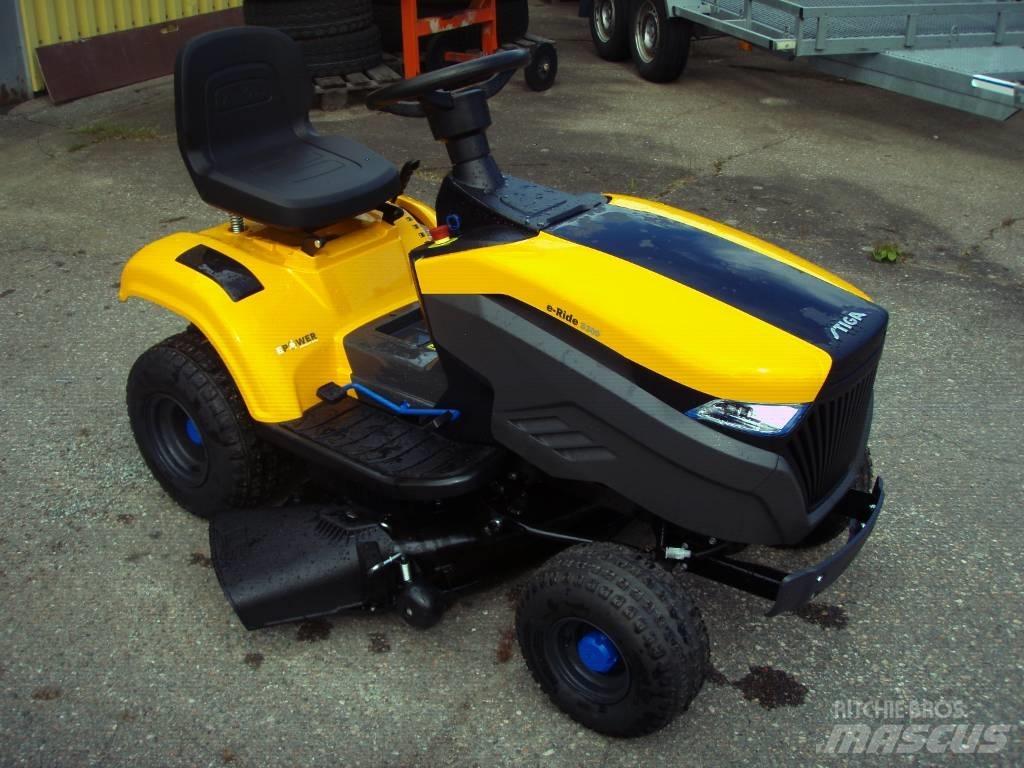 Stiga E-Ride S 300 Mobil çim biçme makineleri