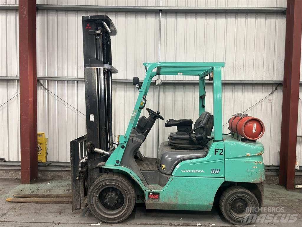 Mitsubishi FG30NT LPG'li forkliftler