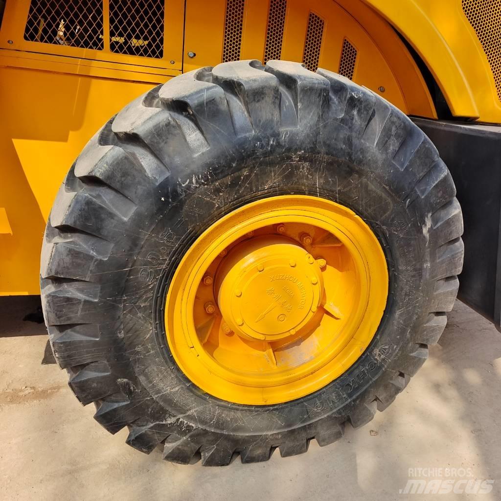 XCMG XS 202J Tek tamburlu silindirler