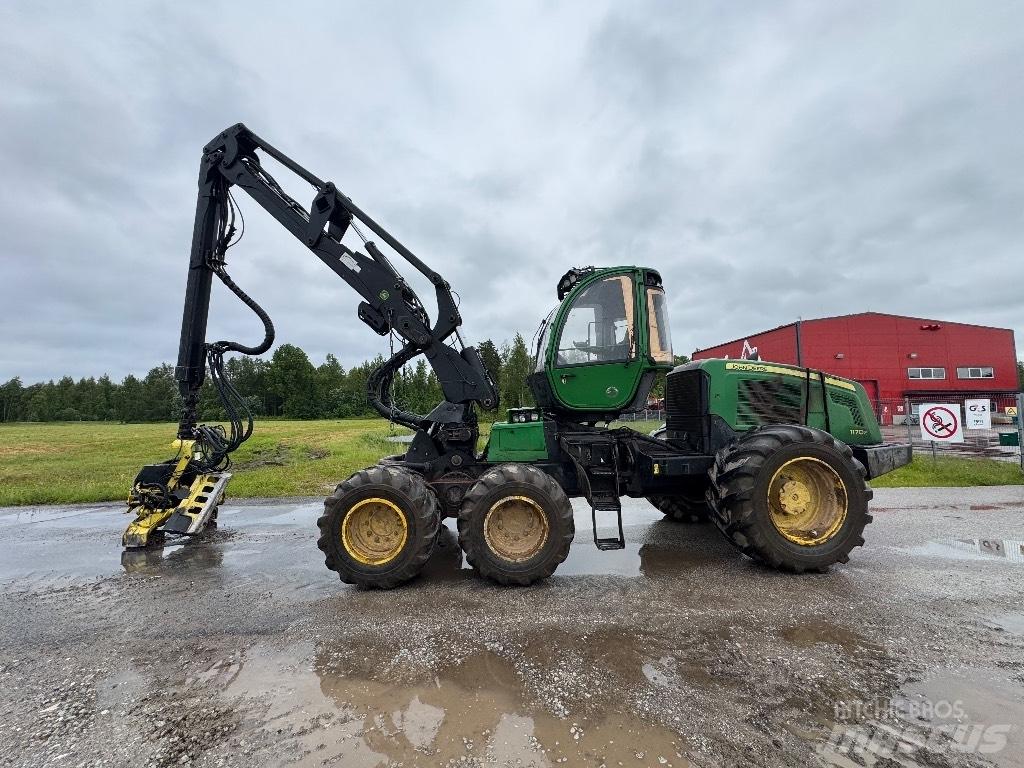 John Deere 1170 E Biçerdöverler