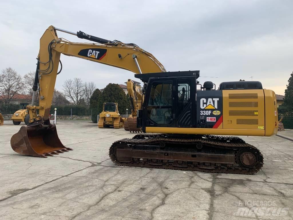 CAT 330 F LN Paletli ekskavatörler