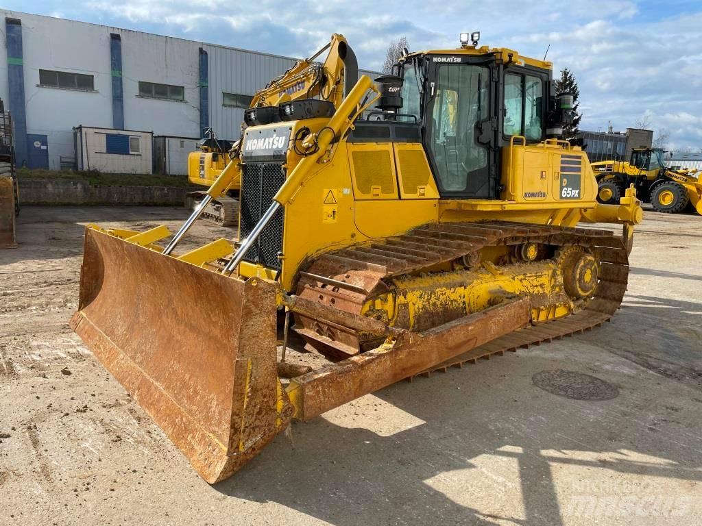 Komatsu D65PX-18E0 Paletli dozerler