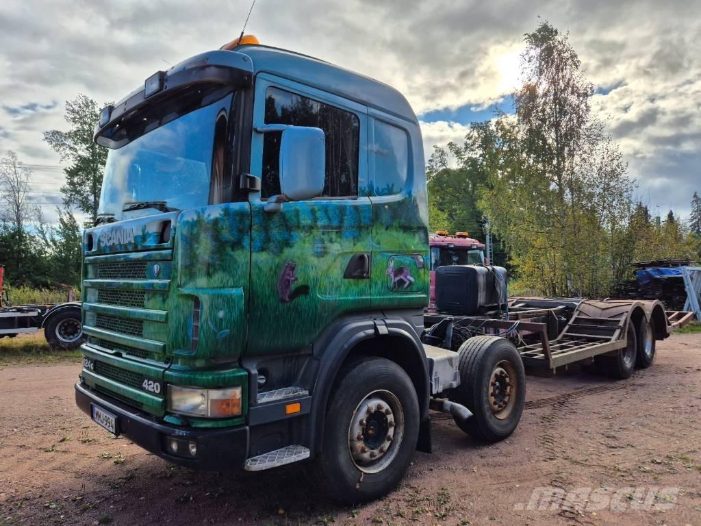 Scania R 124 Orman makinesi taşıma kamyonları
