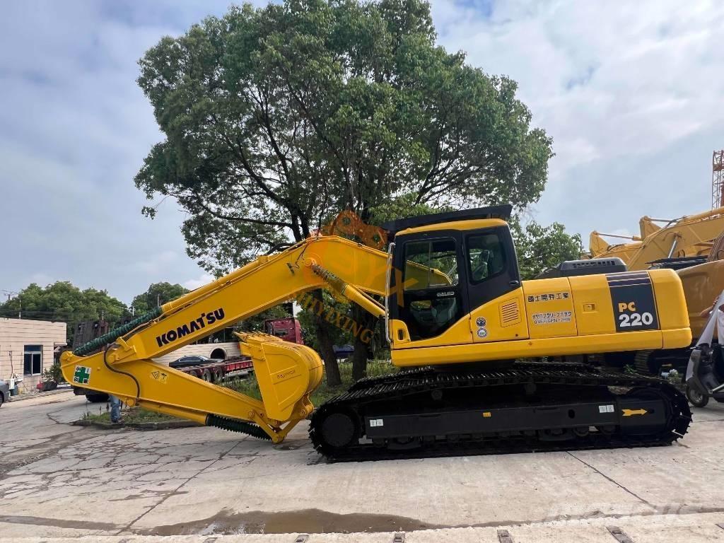 Komatsu PC 220-7 Paletli ekskavatörler