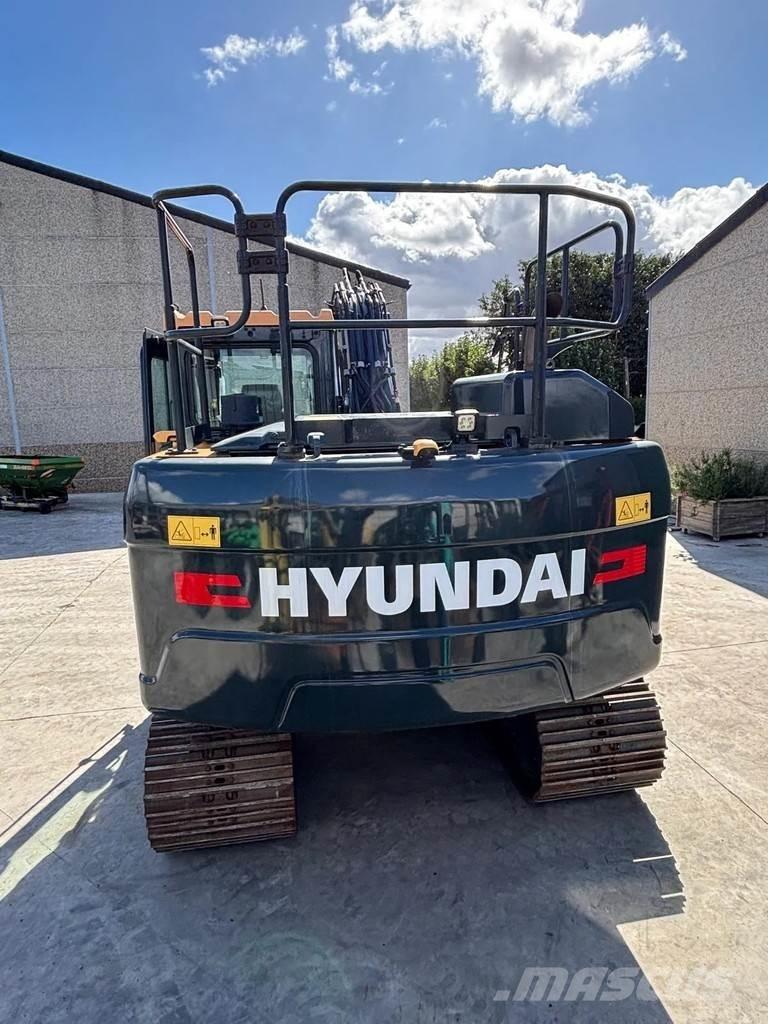 Hyundai HX140AL Paletli ekskavatörler