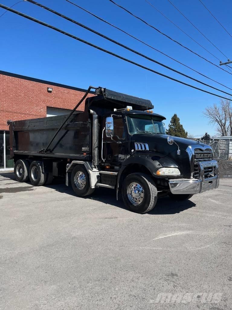 Mack GU813 Damperli kamyonlar