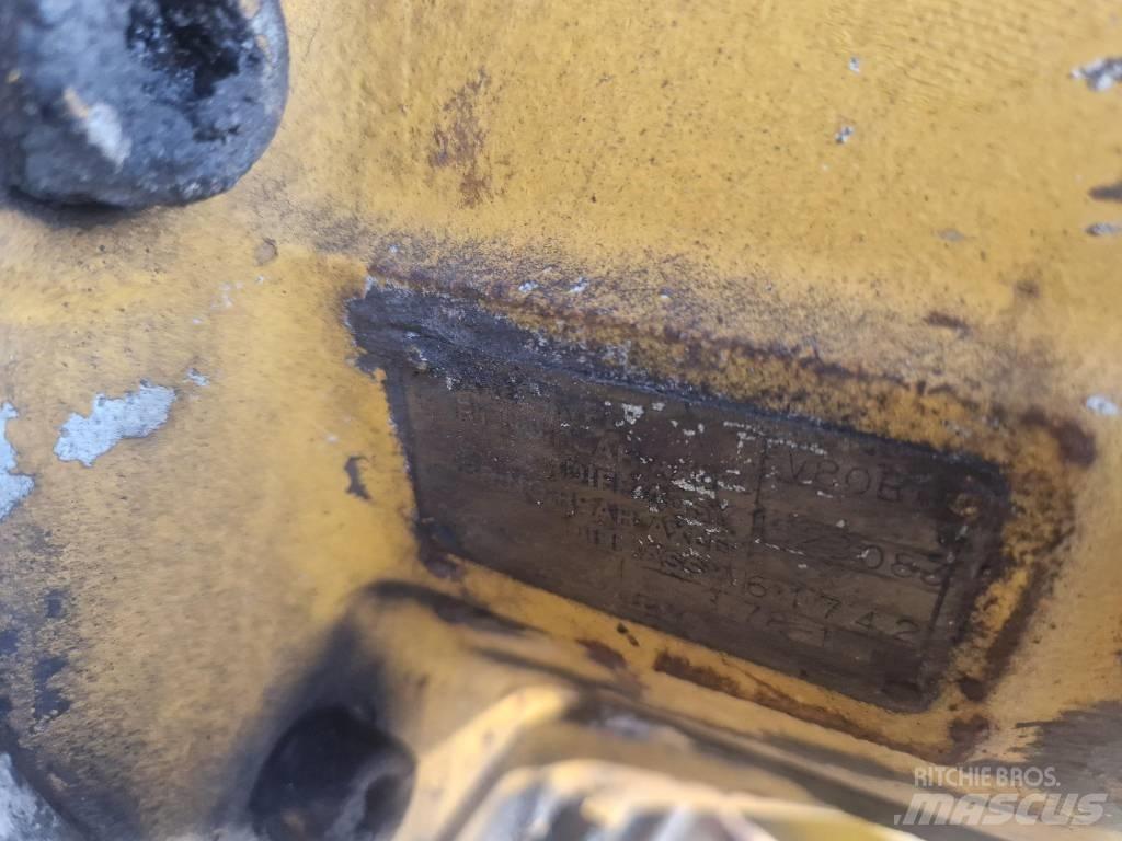 Volvo A25C Akslar