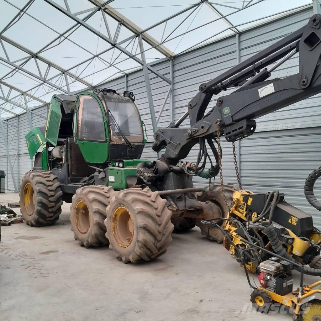 John Deere 1270 E Biçerdöverler