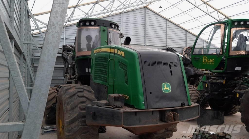 John Deere 1270 E Biçerdöverler