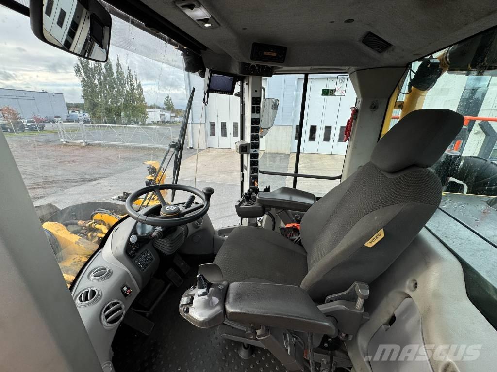 Volvo L 260 H Tekerlekli yükleyiciler