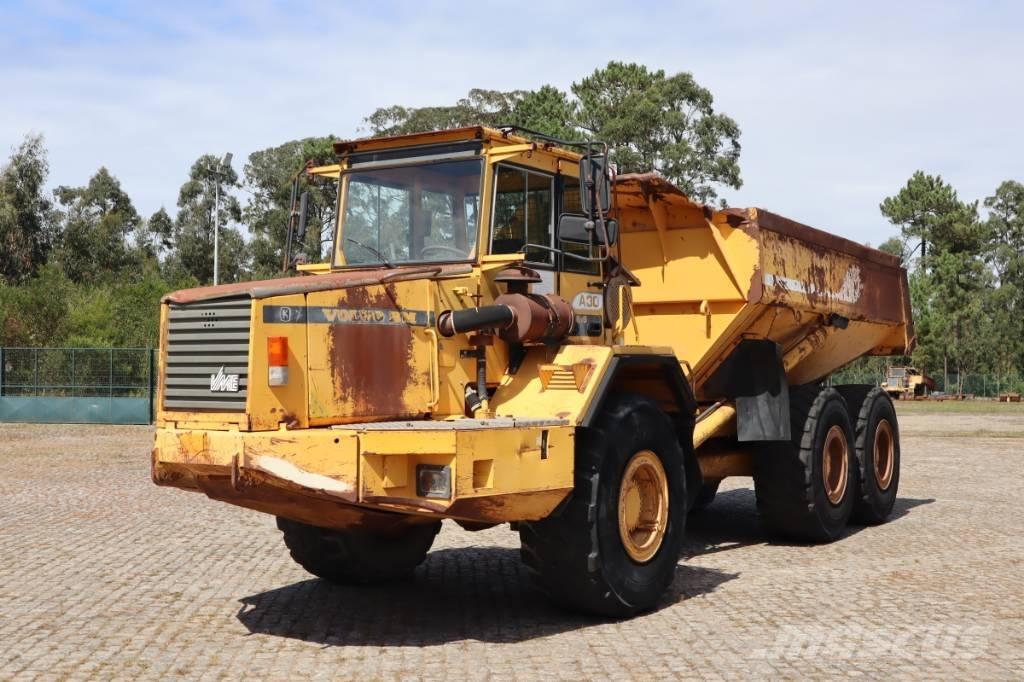 Volvo A 30 Belden kirma kaya kamyonu