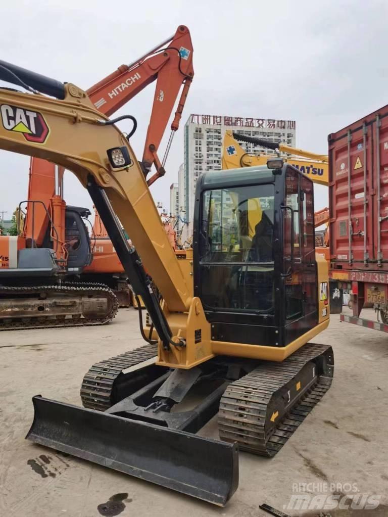 CAT 306E2 Paletli ekskavatörler