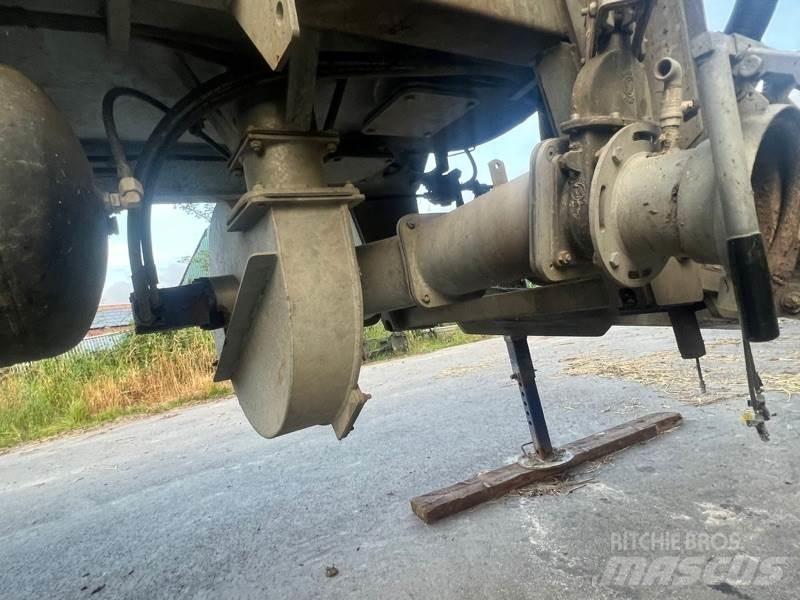 BSA VTW140L Gübre dagitma tankerleri