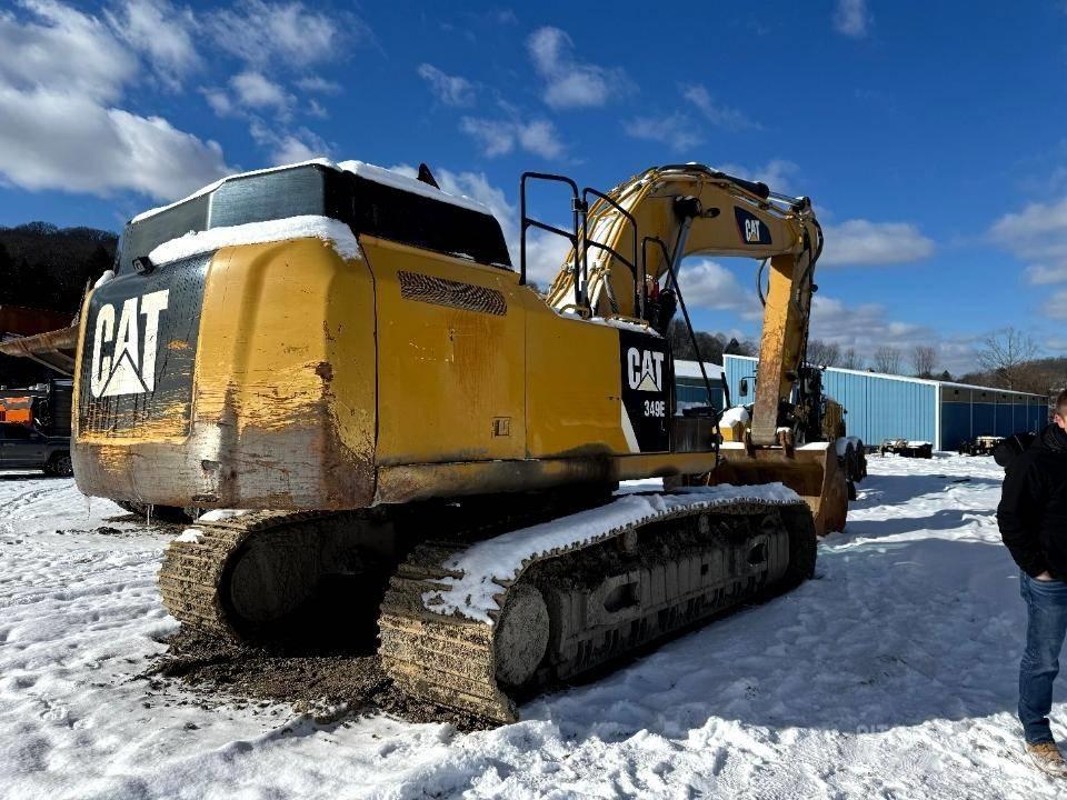 CAT 349 E Paletli ekskavatörler