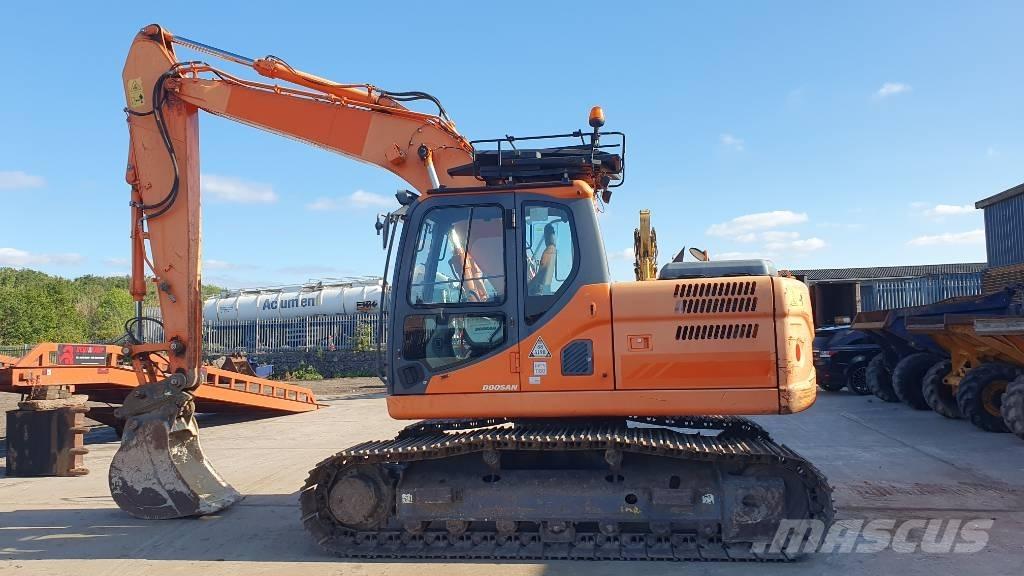 Doosan DX160LC-3 Paletli ekskavatörler