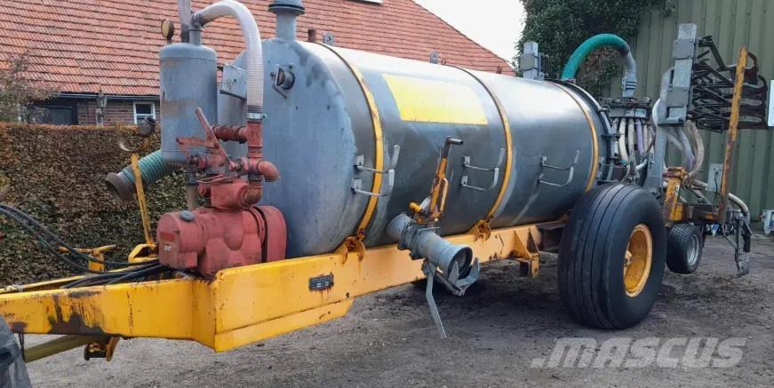 Veenhuis 4200 Sivi gübre ve ilaç tankerleri