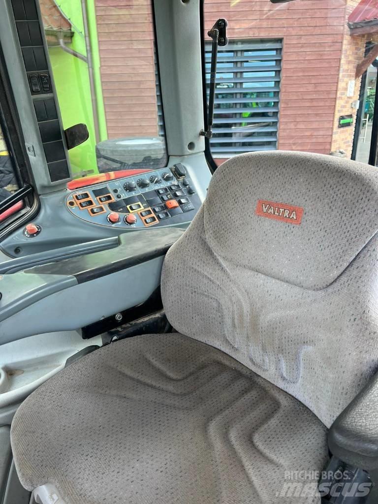 Valtra N 163 Traktörler