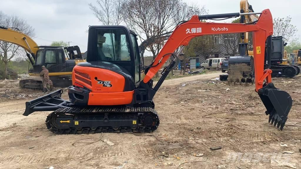 Kubota 155 Paletli ekskavatörler