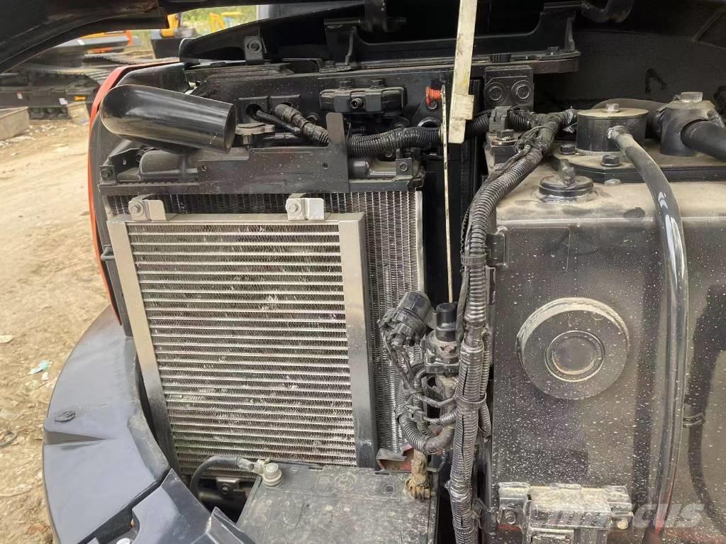 Kubota 155 Paletli ekskavatörler