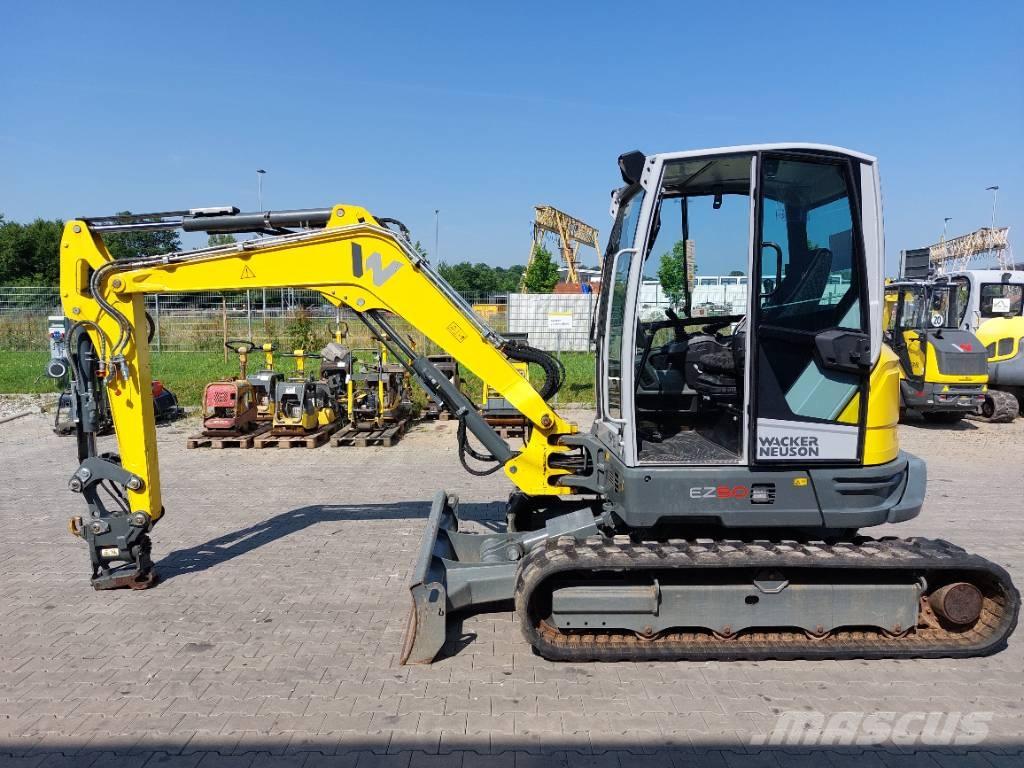 Wacker Neuson EZ50 Paletli ekskavatörler