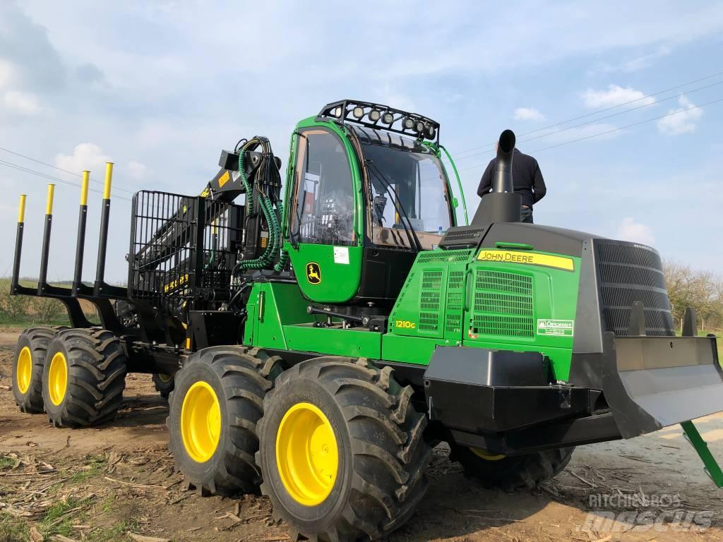 John Deere 1210 G Tomruk yükleyici traktörler